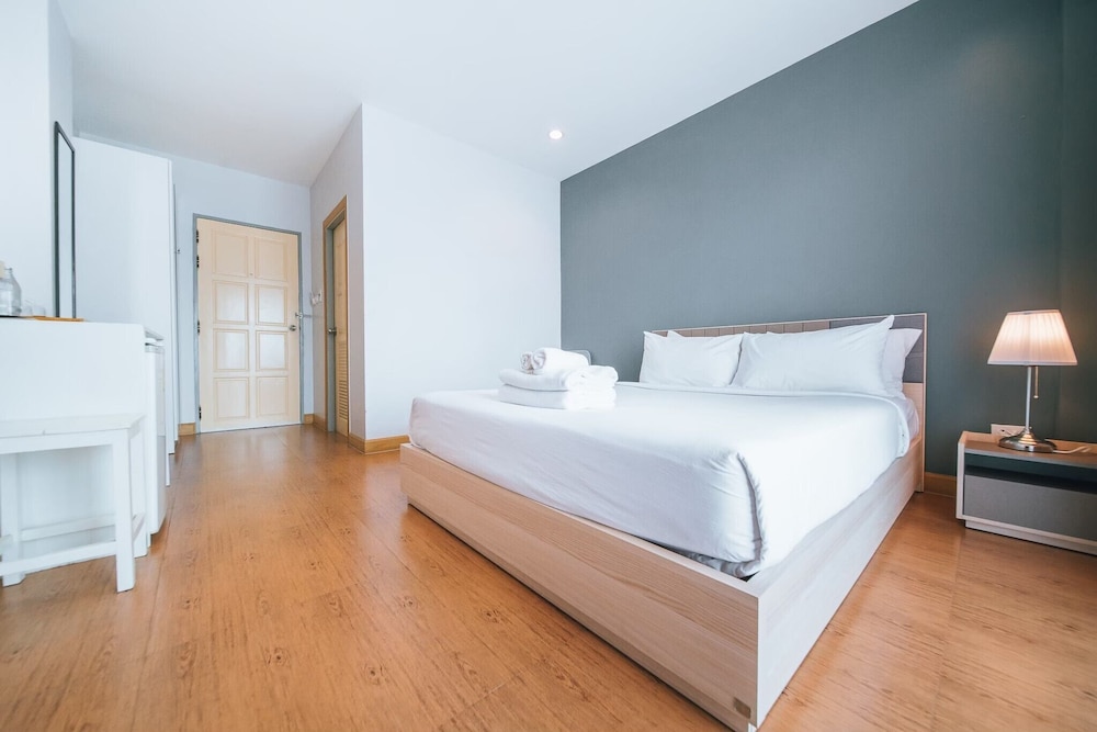 Deluxe Double Room photo 3