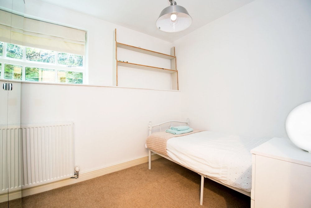 Apartment photo 3