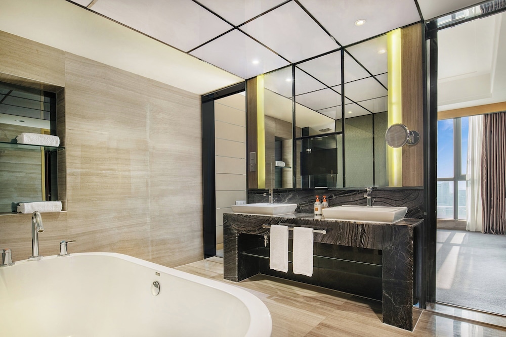 Suite, 1 Bedroom, Non Smoking - Photo 10