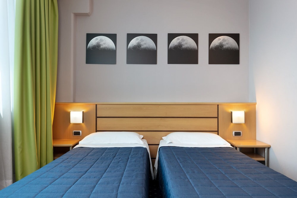 Comfort Twin Room photo 3