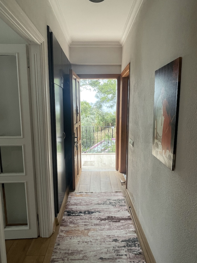 Luxury Double Room, 1 Bedroom, Non Smoking, Garden View photo 3