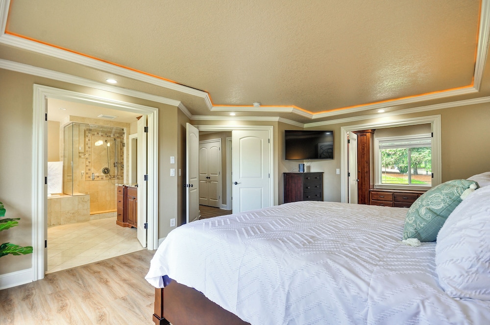 House (Multiple Bedrooms) photo 2