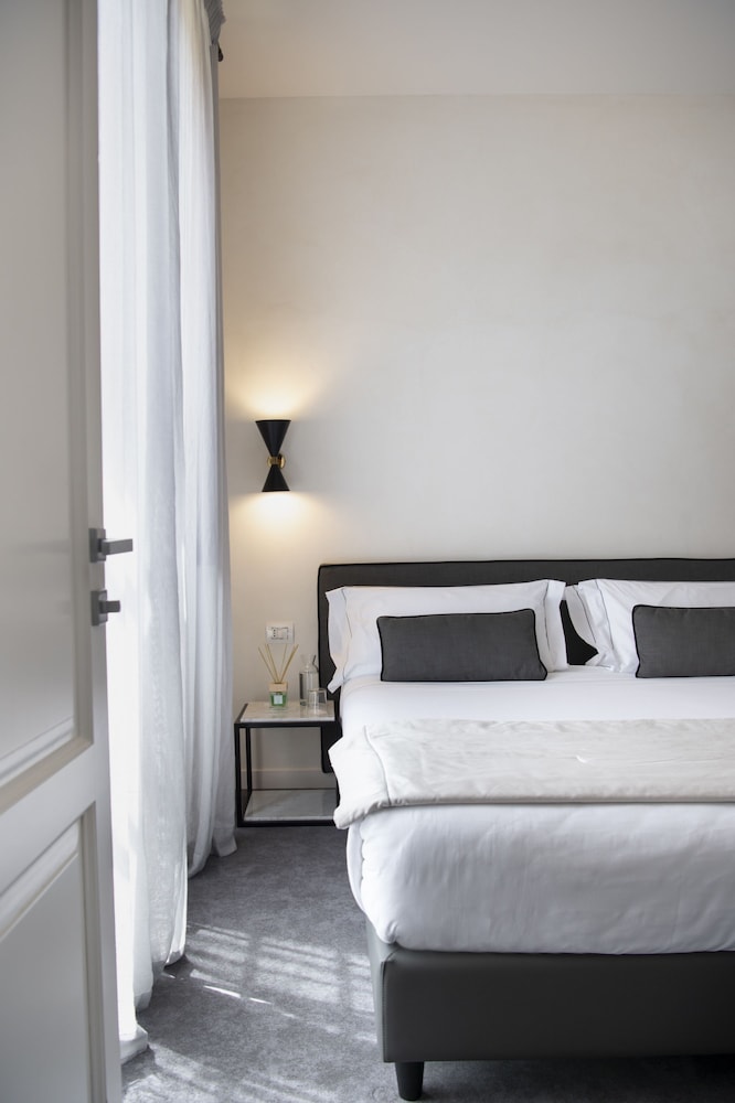 Economy Double Room photo 2