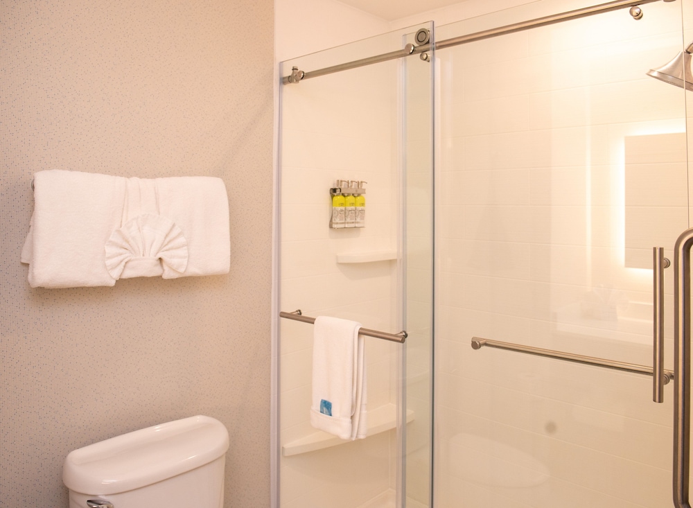 Suite, Multiple Beds - Photo 7