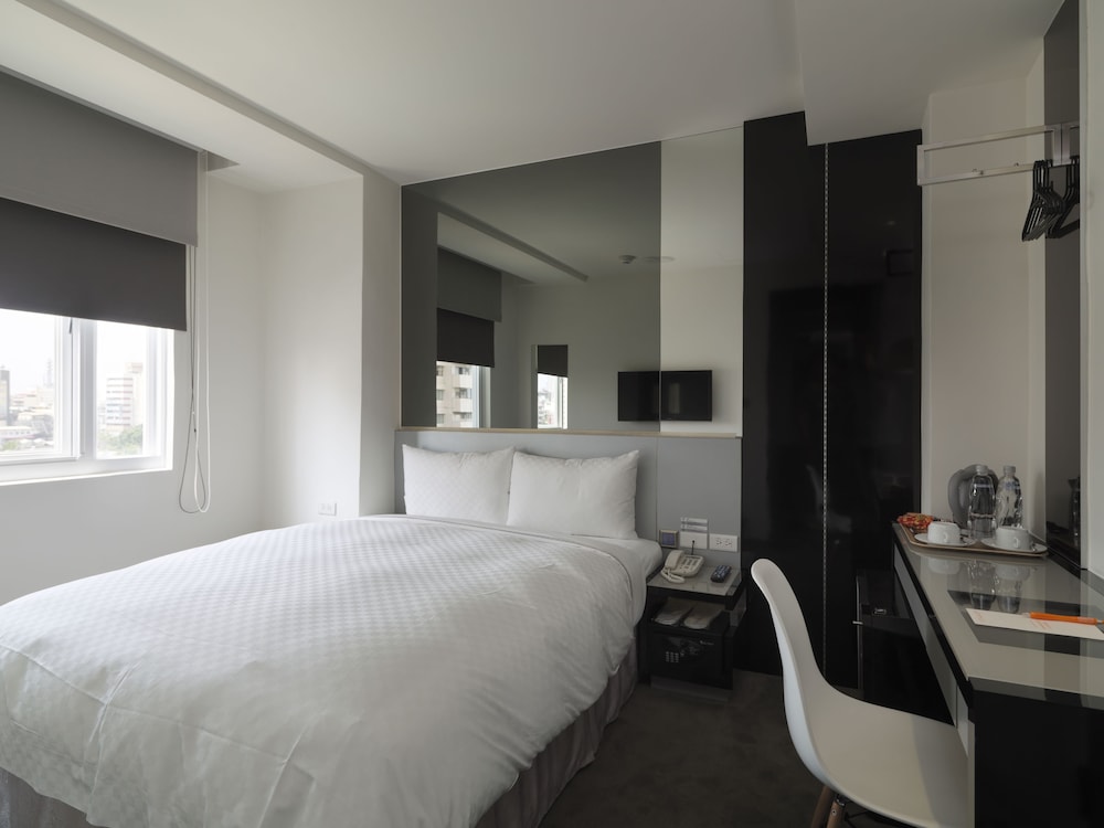 Elite Double Room, 1 Double Bed photo 2