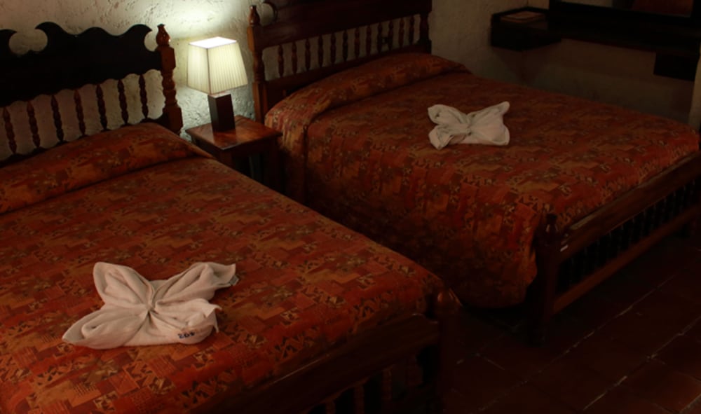 Classic Triple Room, Multiple Beds, Non Smoking photo 2