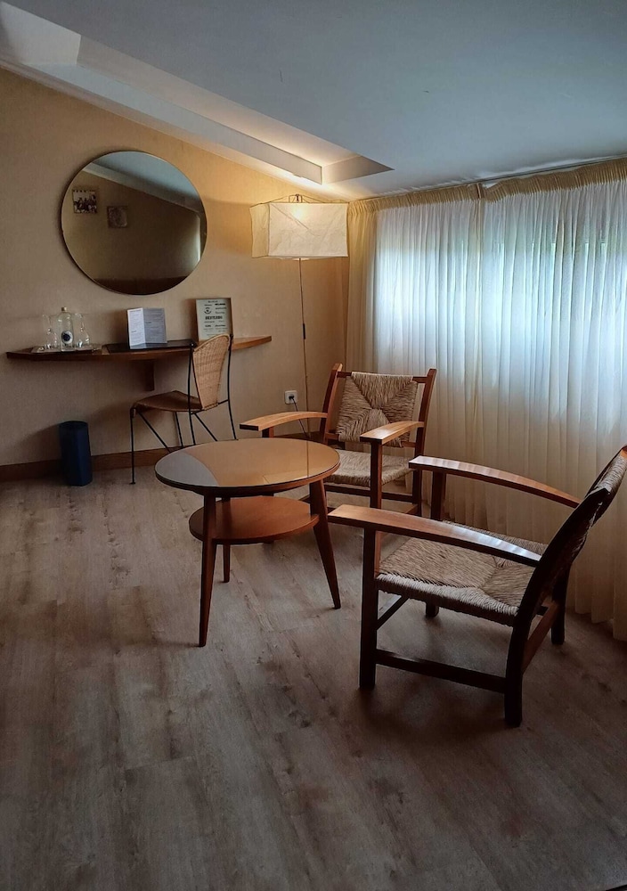 Junior Studio Suite - Photo 8