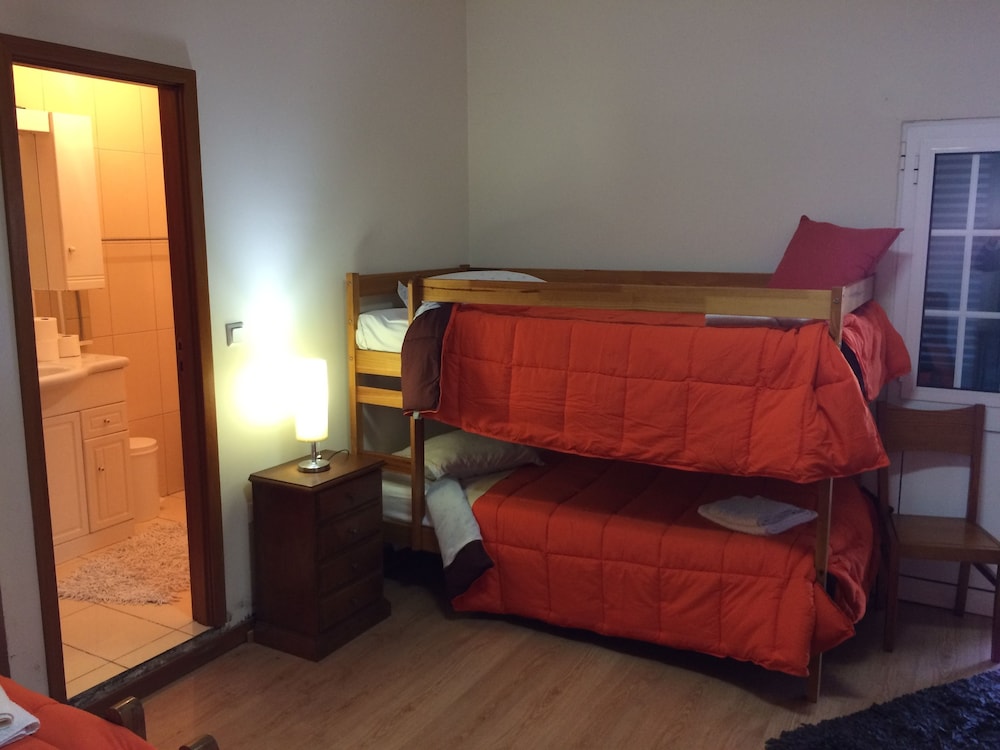 Shared Dormitory, Shared Bathroom (6 people) photo 3