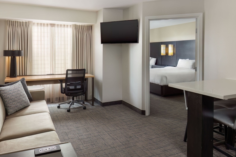 Suite, Multiple Beds - Photo 1