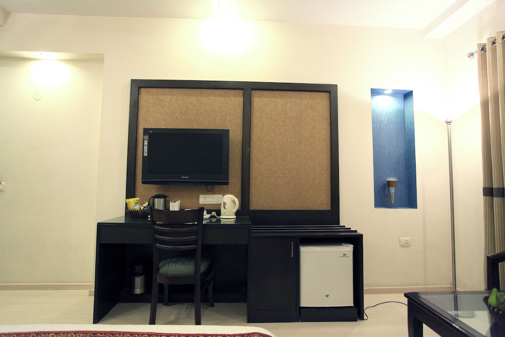 Silver Room - Photo 5