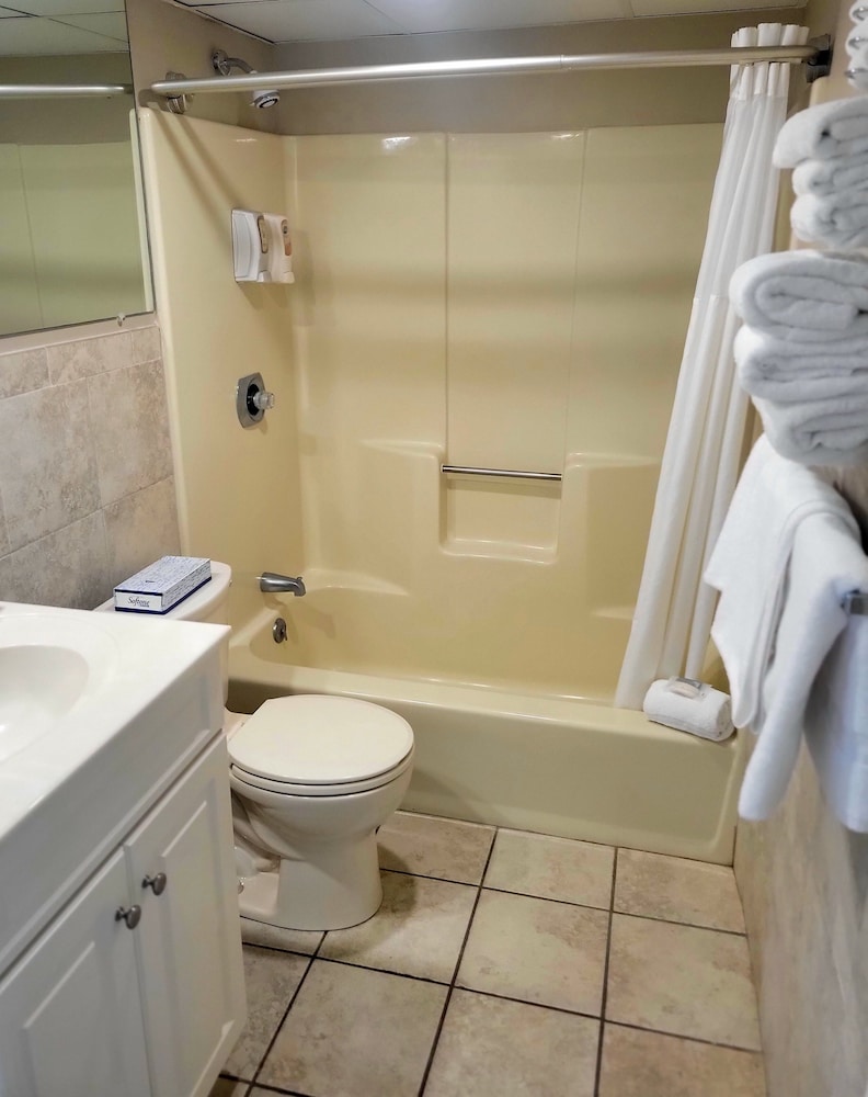 Standard Triple Room, Ocean View photo 2