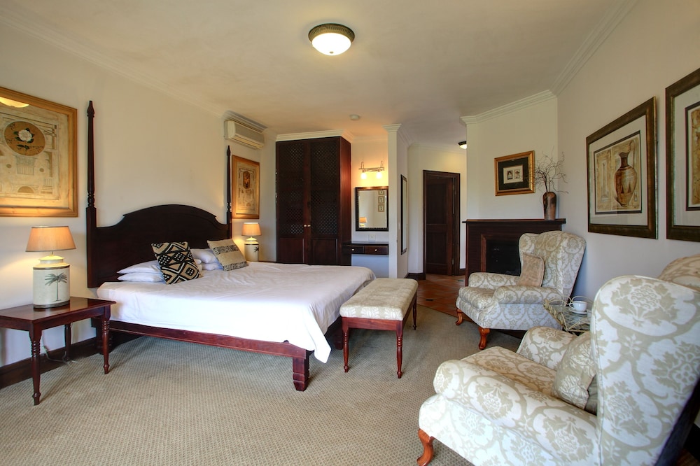 Deluxe Room - Photo 22