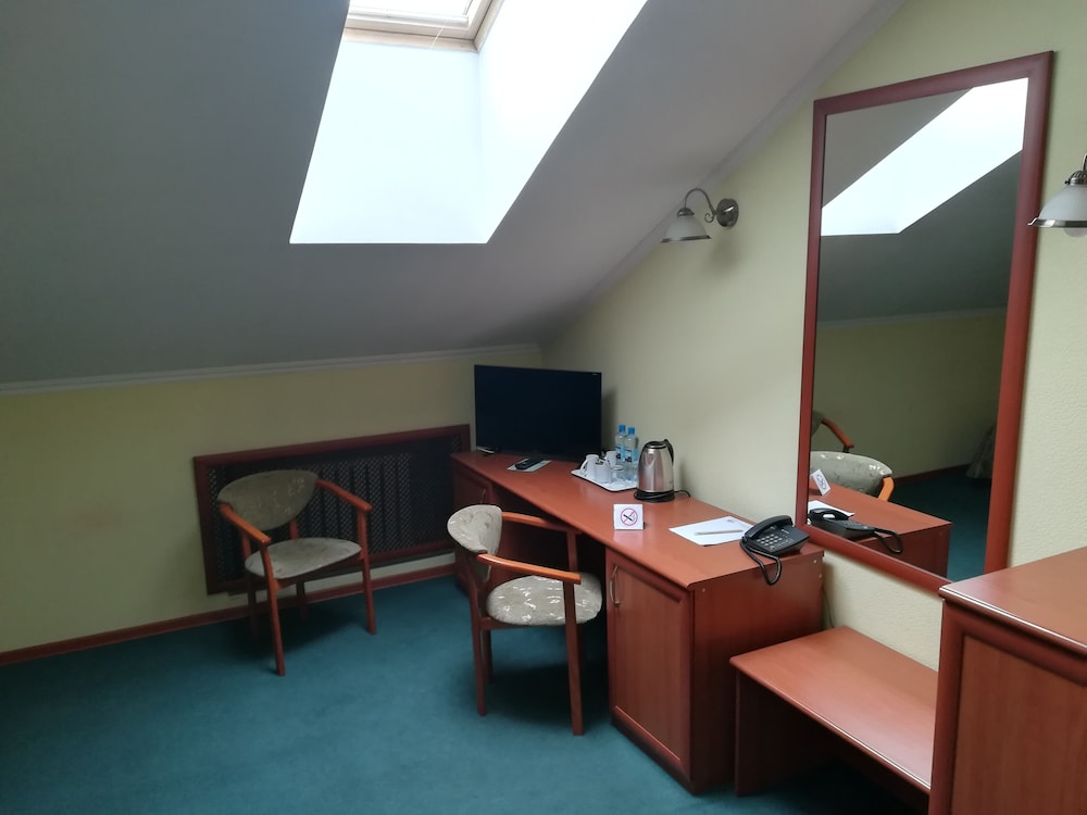 Basic Double Room photo 3