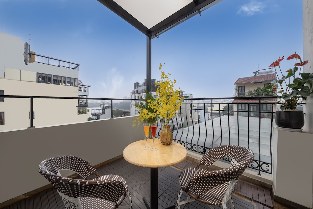 Fiesta Suite Terrace, City View