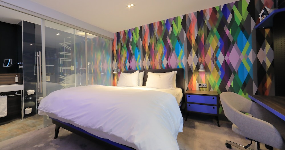 Double Room, 1 King Bed