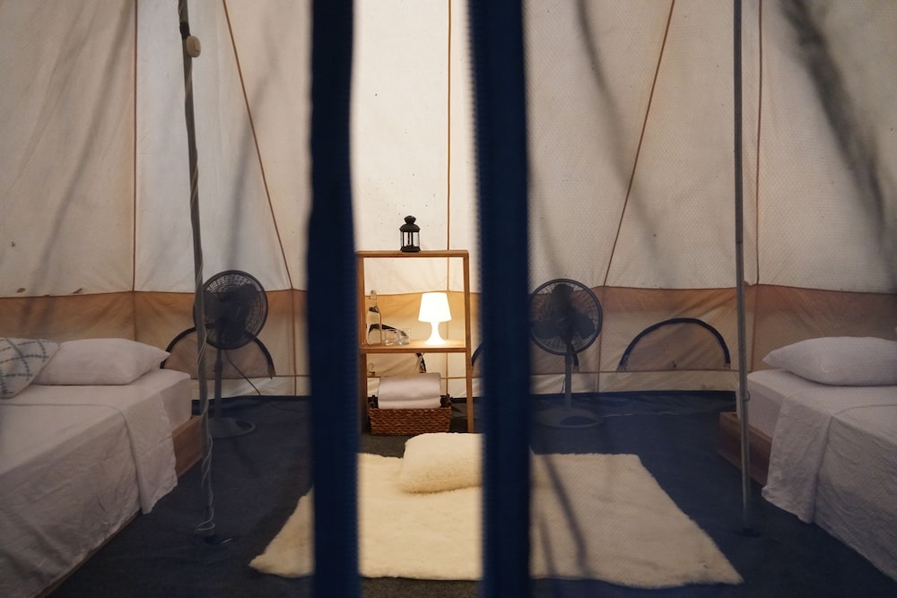 Emperor  Tent photo 2