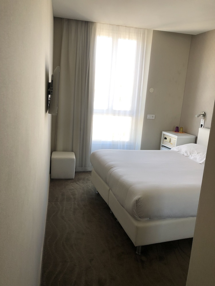 Superior Double Room - Photo 1
