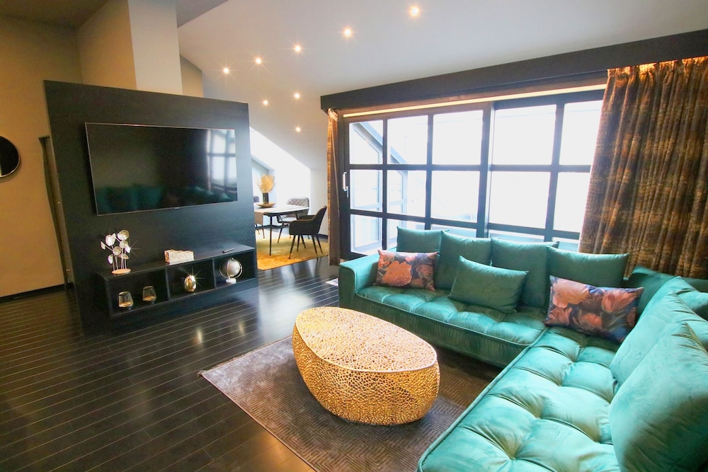 Suite, Terrace (Penthouse)