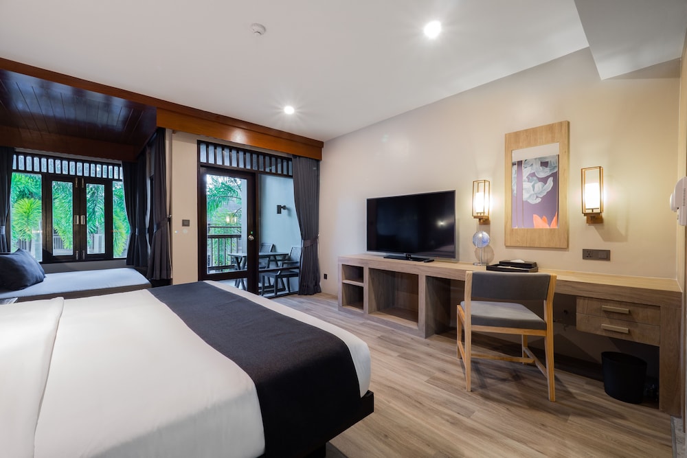 Deluxe Room - Photo 2