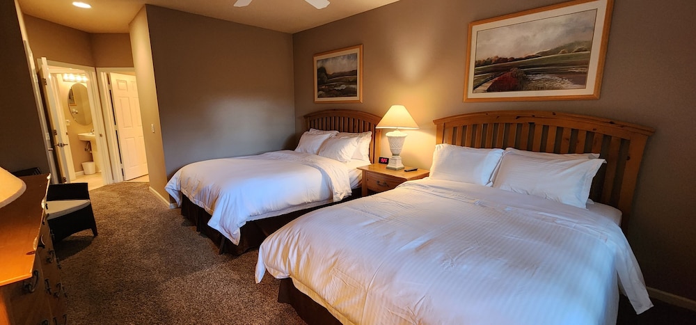 Deluxe Villa, 2 Queen Beds photo 1
