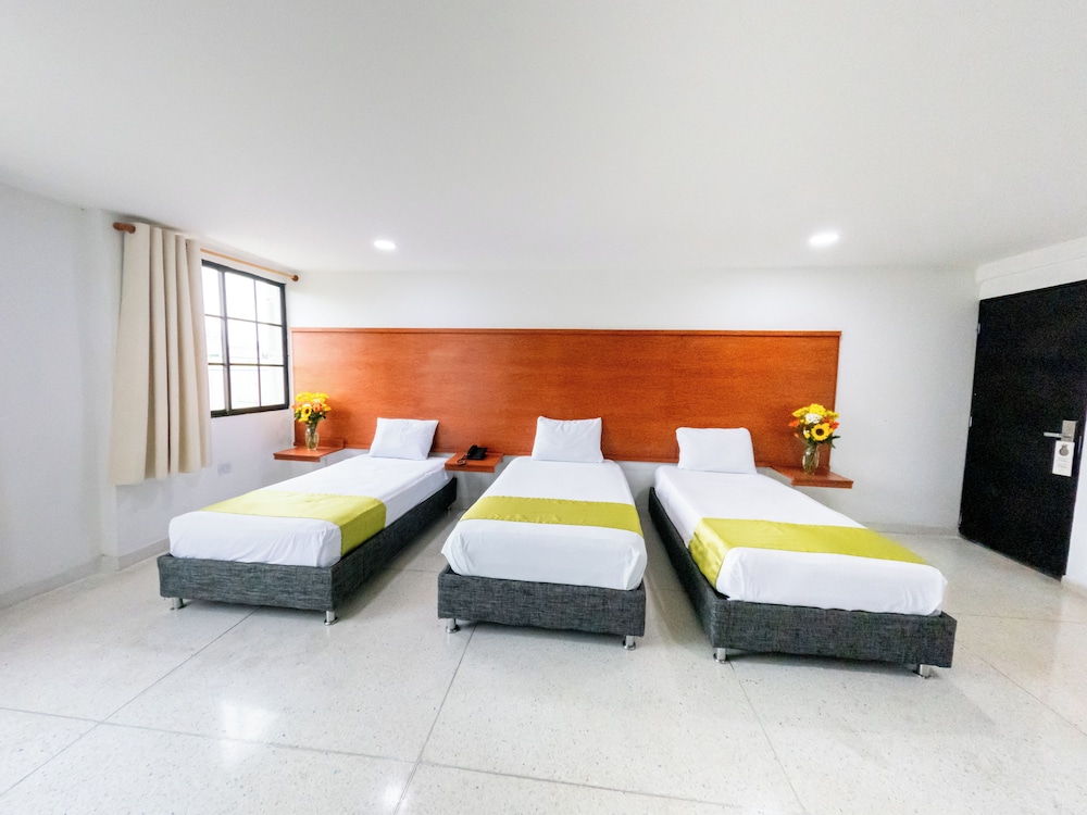 Superior Quadruple Room photo 3