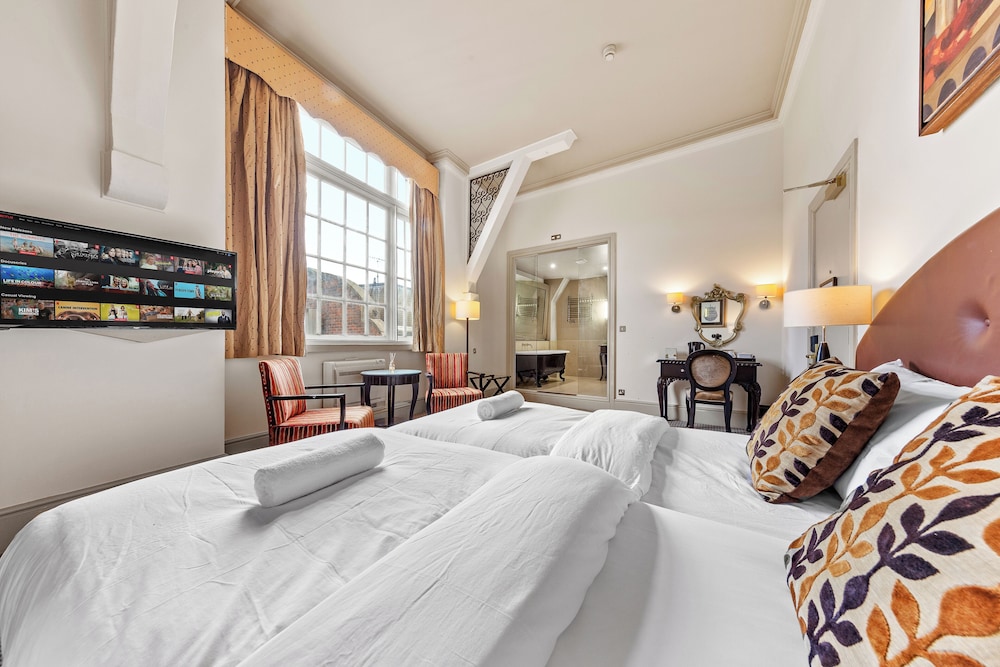 Executive Room photo 1