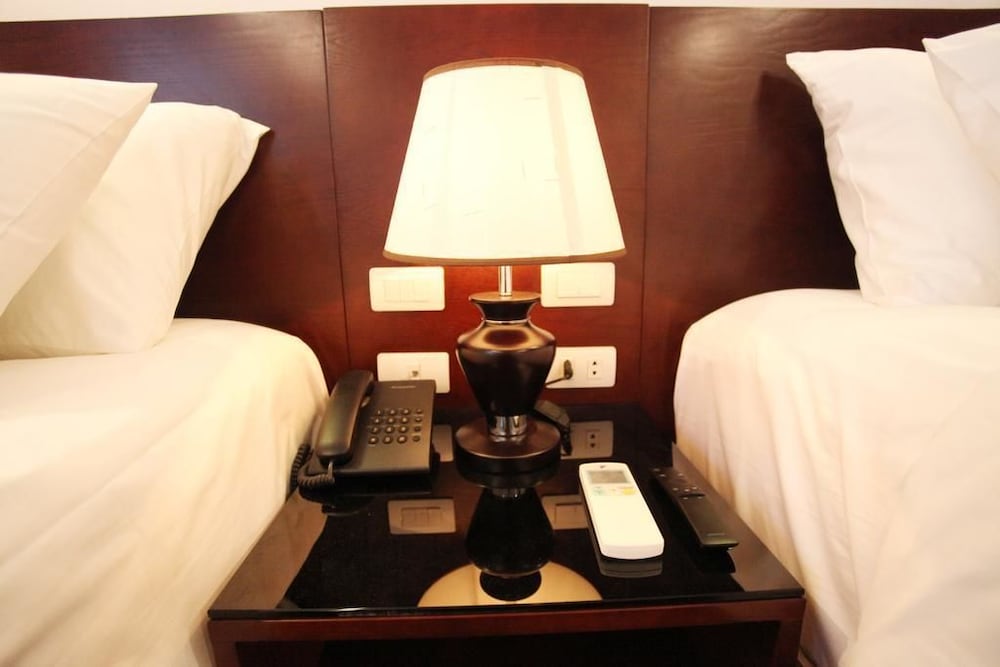 Deluxe Quadruple Room photo 3