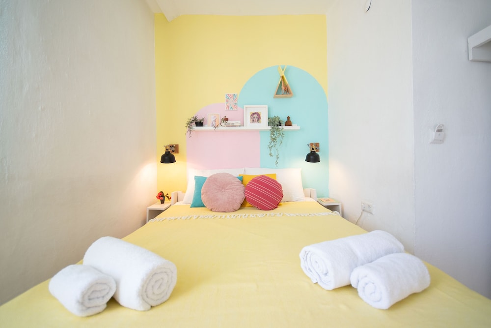 No 5 Concept Room with Sea View and Balcony - Photo 6