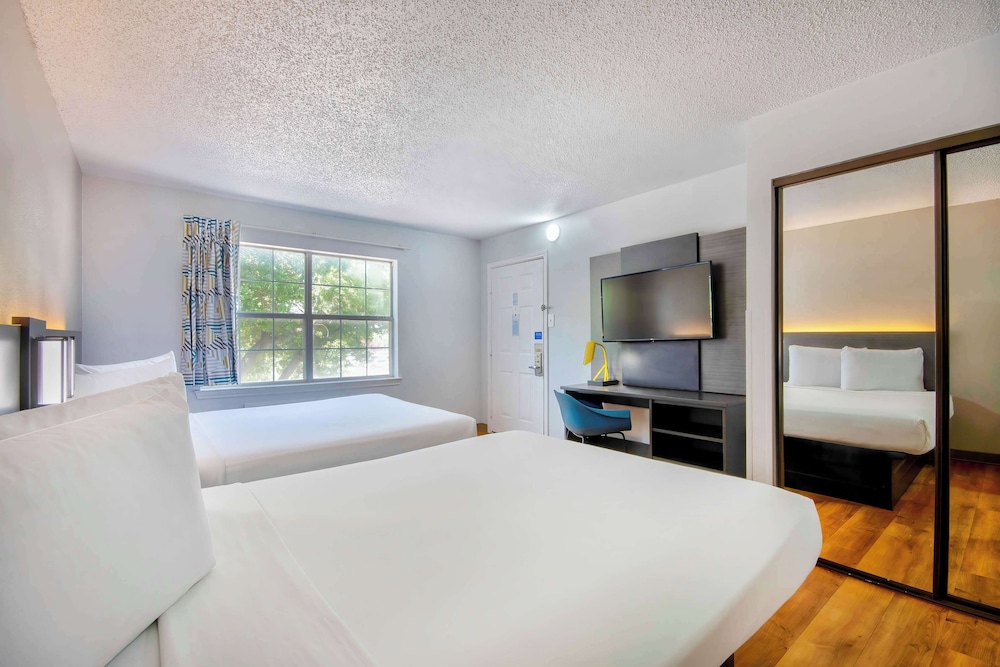 Studio 6 Extended Stay - Austin, TX - Midtown, Photo 11