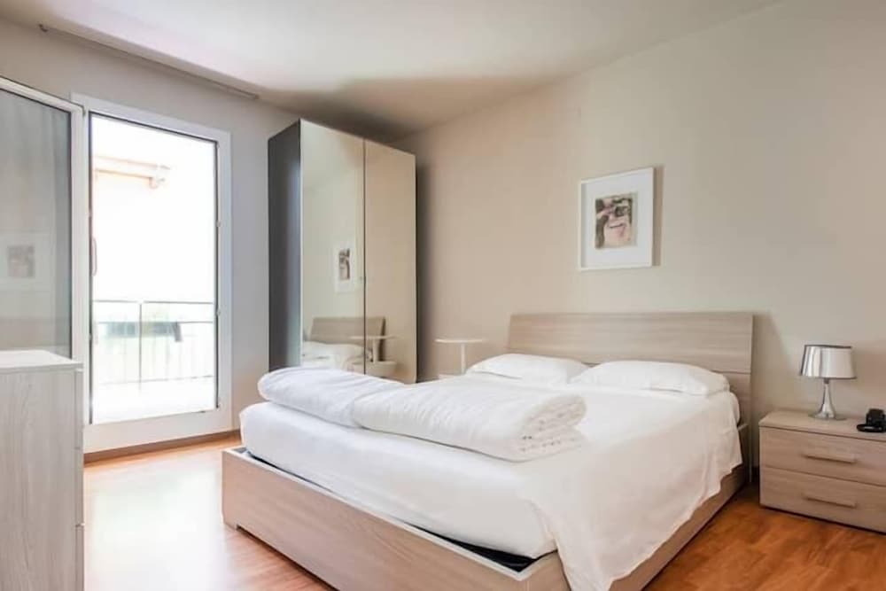 Comfort Apartment photo 2