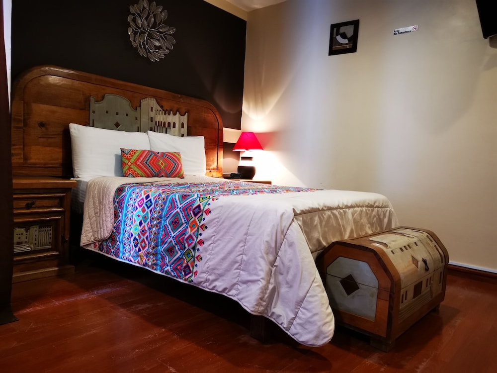 Standard Room, 1 Double Bed, Balcony, City View (Amargo) photo 1