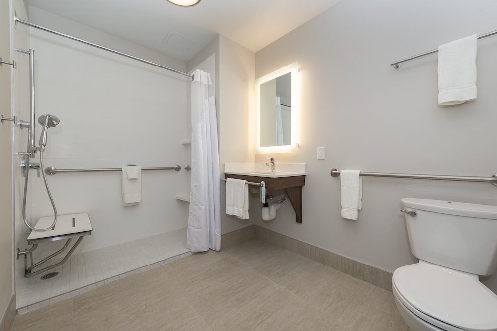 Standard Room, 2 Queen Beds, Mobility Accessible (Communications) photo 2