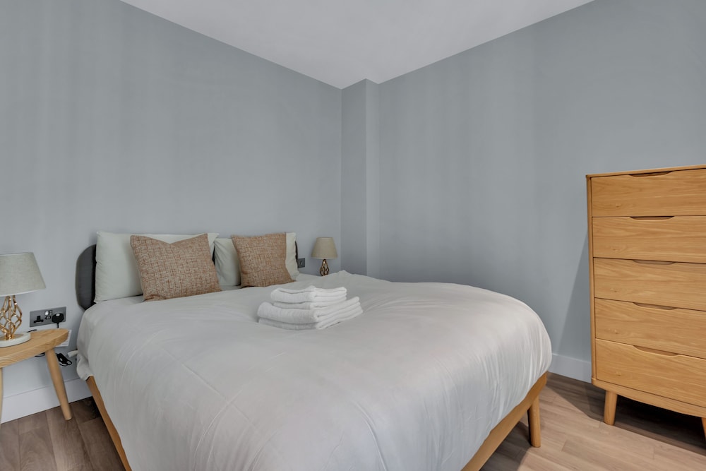 Deluxe Apartment, 2 Bedrooms, Kitchenette, City View photo 3