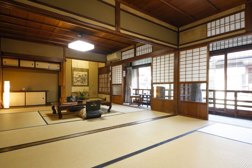 日式家庭房,花园景观
