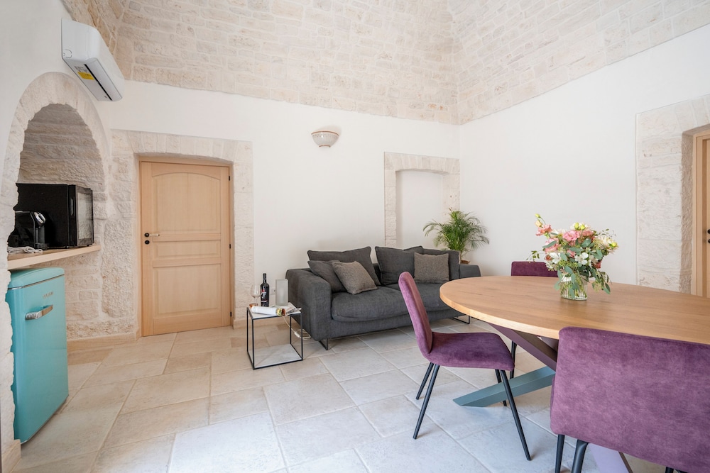 Traditional Suite