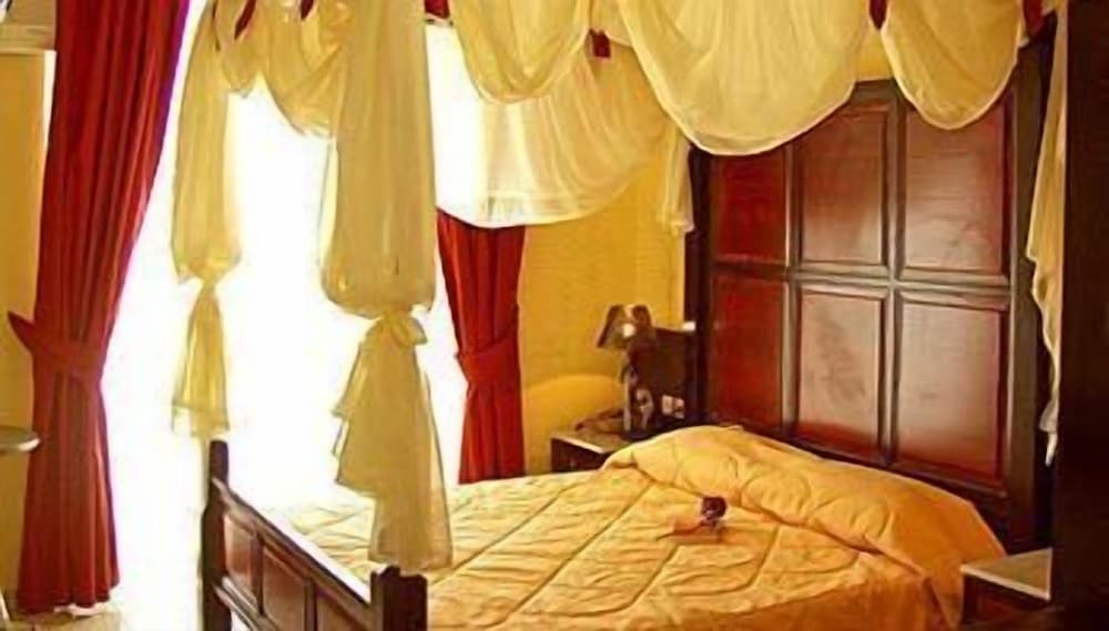 Suite (Adults Only) - Photo 11