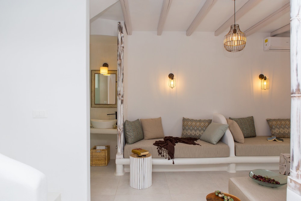 Grand Villa, 5 Bedrooms, Private Pool, Sea View (4 Villas Complex)