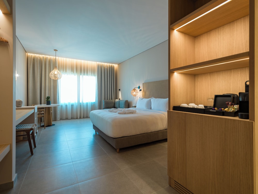 Suite, 2 Bedrooms, Ocean View photo 2