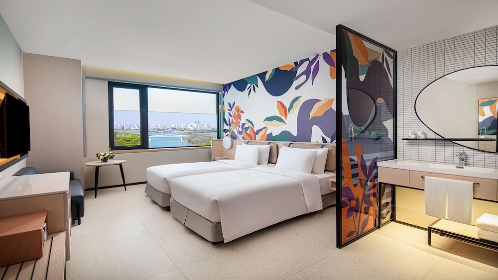 Twin Room, River View