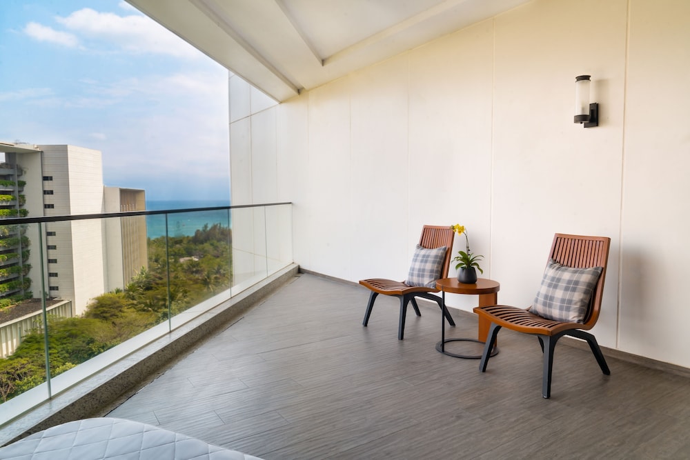 2 Double Beds standard Sea View thumbnail 6