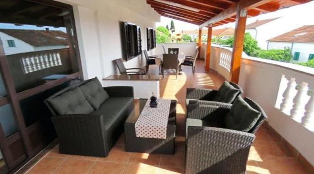 Apartment (Dani - with parking - A3(5))
