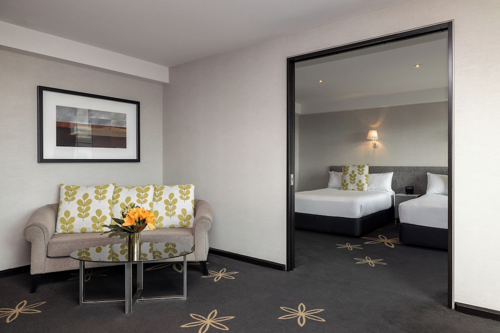 Premium Twin Suite - Photo 2