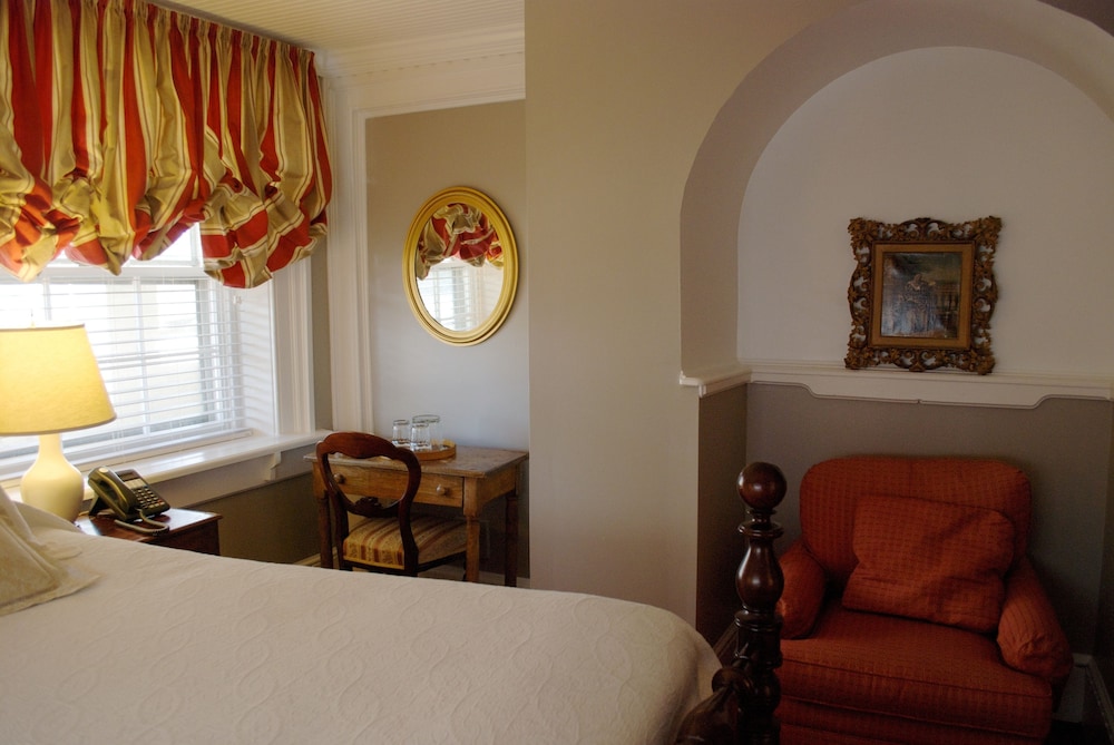 Room 4 (Ground Level)