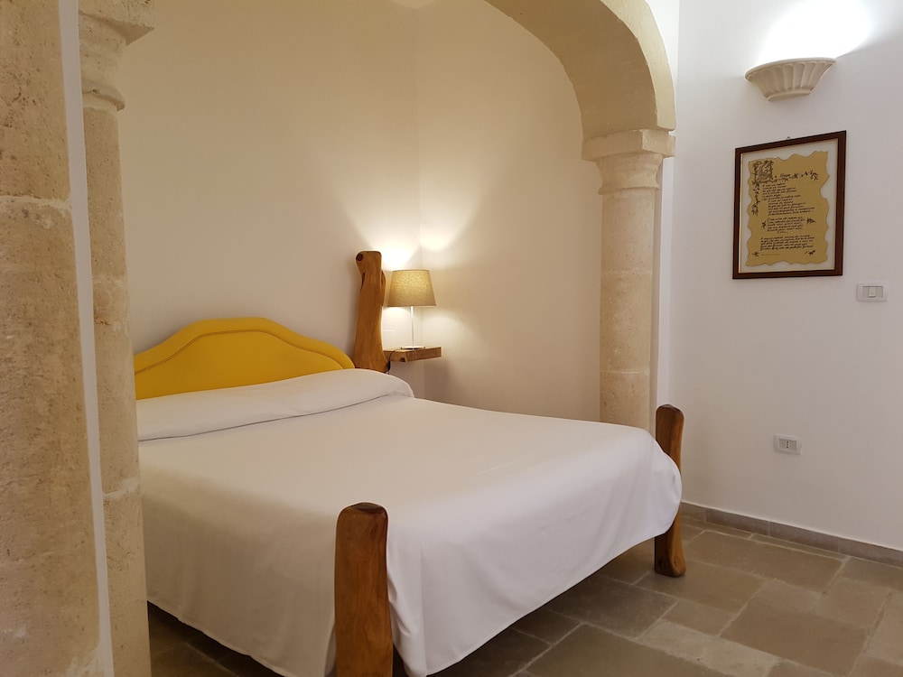 Classic Double Room - Photo 1