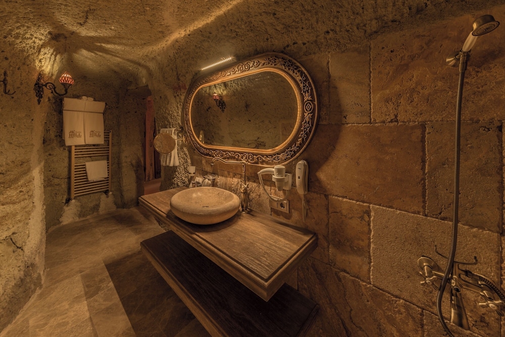 Premium Cave Room photo 3
