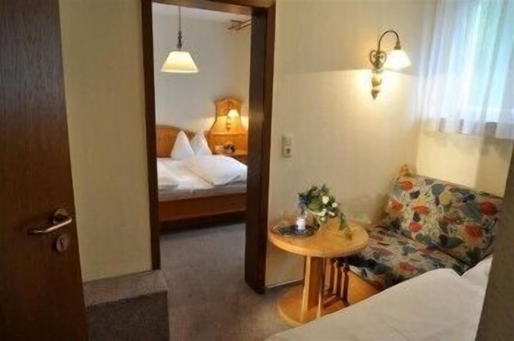 Double Room - Photo 2