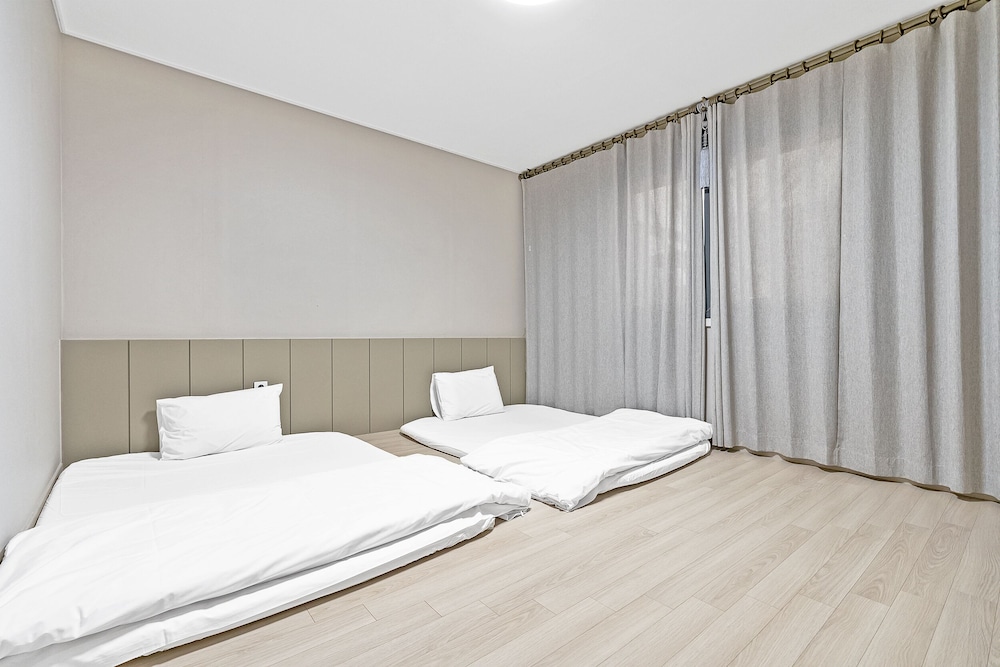 Royal Suite - Photo 12