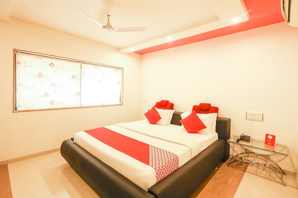 Suite, 1 Double Bed, City View photo 3
