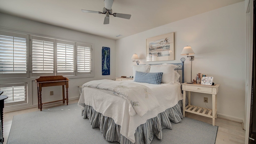 Condo, 3 Bedrooms
