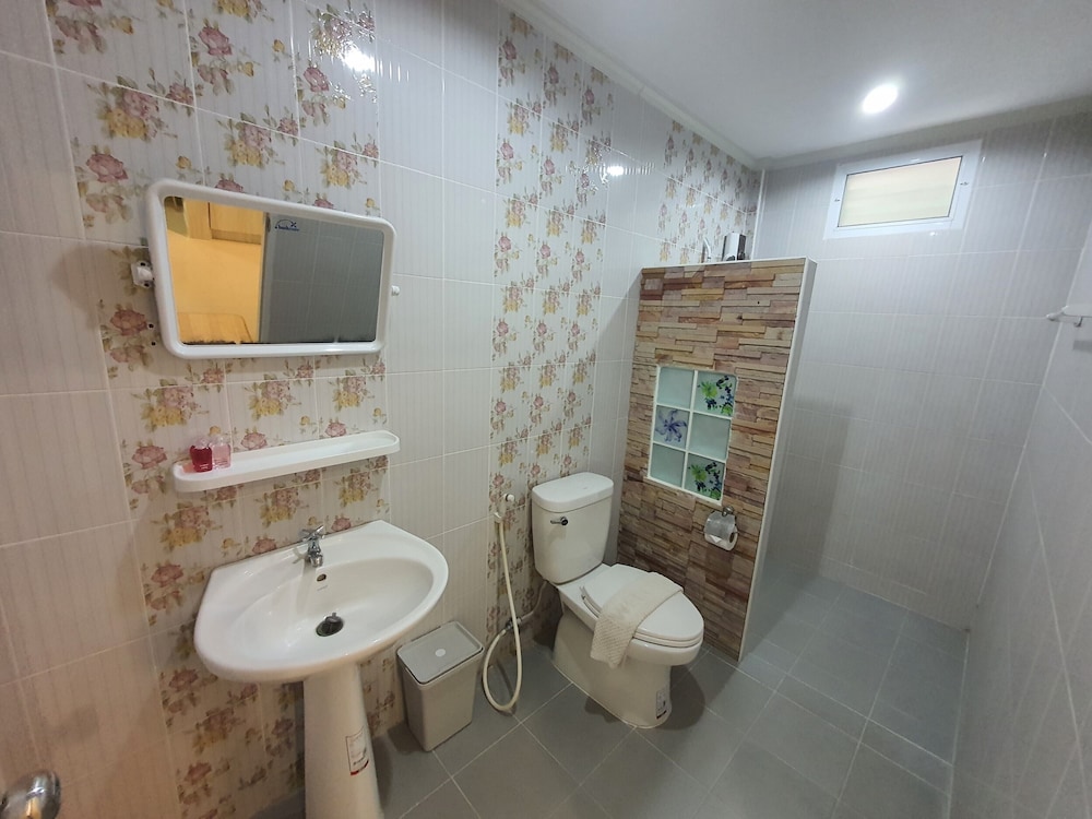 Superior Quadruple Room photo 2